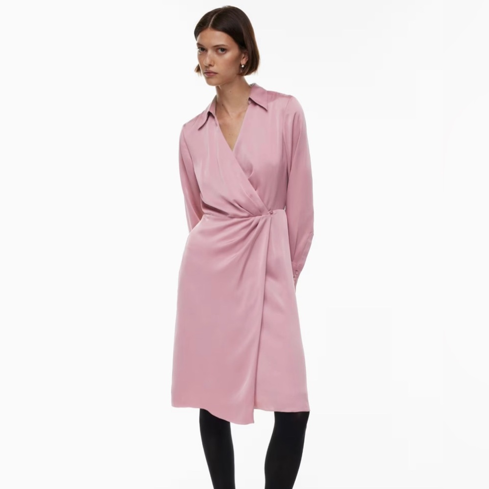 NWT!!! Aritzia Satin Midi Dress size Smalll
